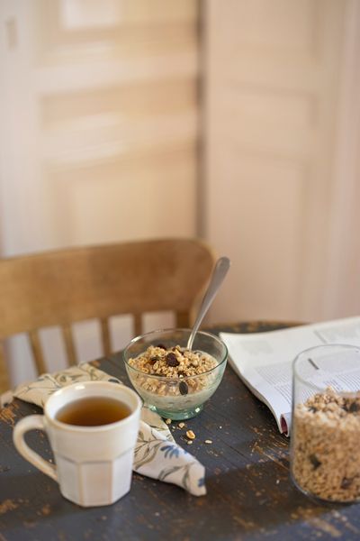 Granola, organic, banana and cranberry, 375 g