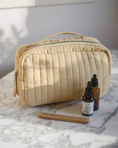 Large, dark green, organic cotton toiletry bag, 26 x 16 x 10 cm