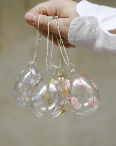 Suspension en verre, œuf de Pâques, fleur, rose