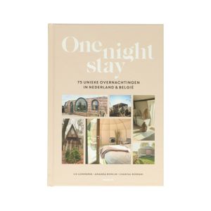 One night stay, Amanda Romijn, Liz Lommerse, Chantal Roskam