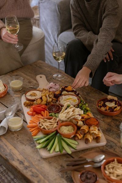 Planche de service, bois de hêtre FSC, 70 x 34 cm Planche de service, bois de hêtre FSC, 70 x 34 cm