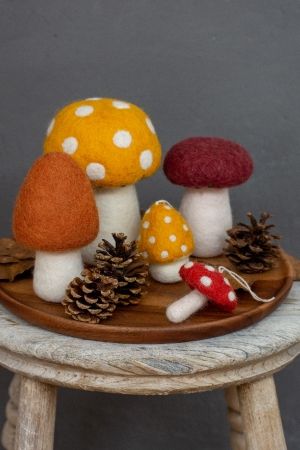 Hanger paddenstoel, rood, vilt, ca. 6 cm