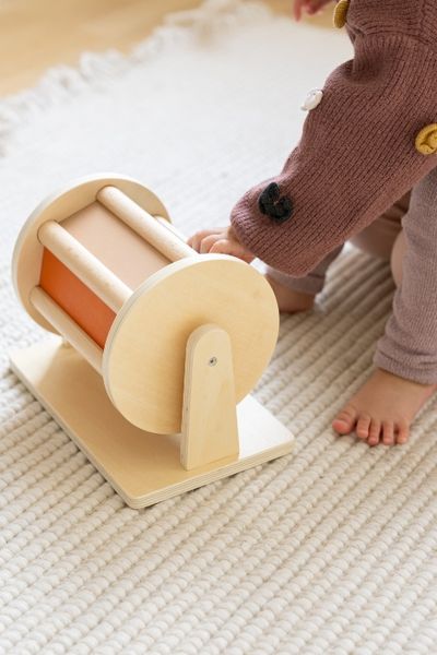 Spinning drum, wooden, baby toy