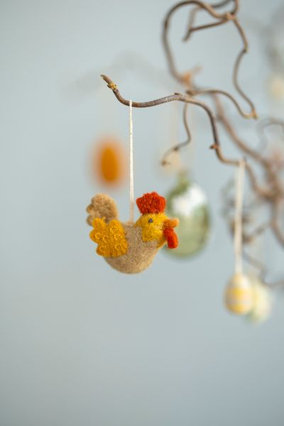 Felt, rooster-shaped Easter ornament