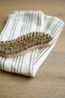 Brosse, forme S, bois de hêtre, fibres tampico et bassine Brosse, forme S, bois de hêtre, fibres tampico et bassine