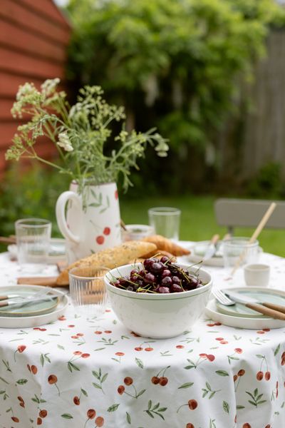 Tablecloth, GOTS organic cotton, cherries, 145 x 300 cm 