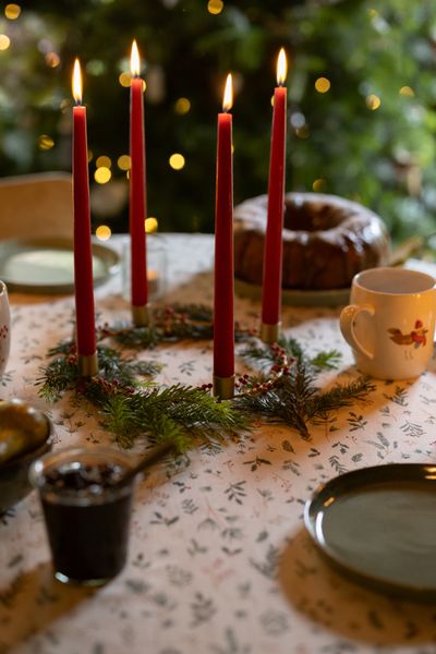 GOTS organic cotton round tablecloth with Christmas woodland print, Ø 180 cm