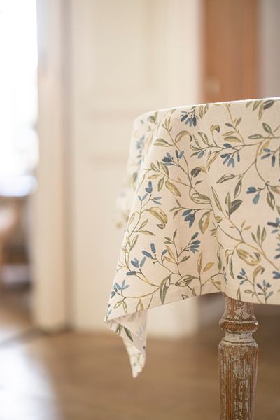 Nappe, coton bio GOTS, fleurs d'hiver, bleu, 145 x 250 cm Nappe, coton bio GOTS, fleurs d'hiver, bleu, 145 x 250 cm