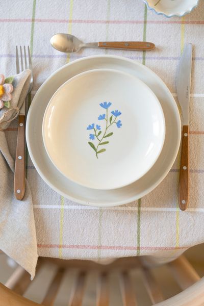 Assiette à dessert/gâteau, grès, fleur bleue, Ø 16 cm Assiette à dessert/gâteau, grès, fleur bleue, Ø 16 cm