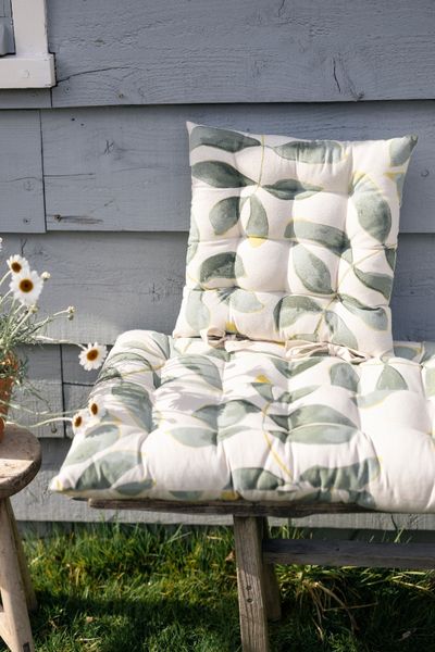 Galette de chaise, coton bio GOTS, silhouette feuille, 40 x 40 cm Galette de chaise, coton bio GOTS, silhouette feuille, 40 x 40 cm