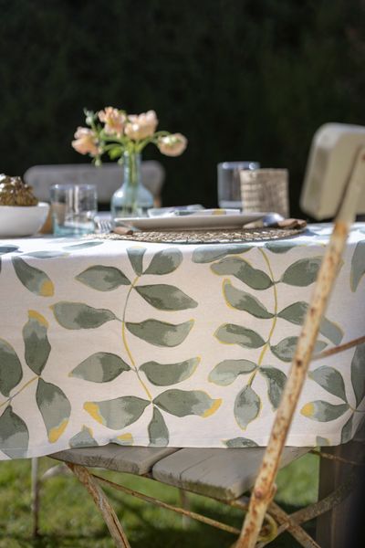 Tablecloth, GOTS organic cotton, leaf silhouette, 145 x 250 cm