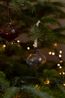 Kerstbal, ui-vorm gegraveerd met sterren, glas