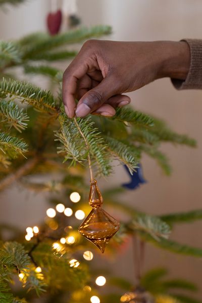 Kerstbal, pegel, glas, oker, 9,5 cm