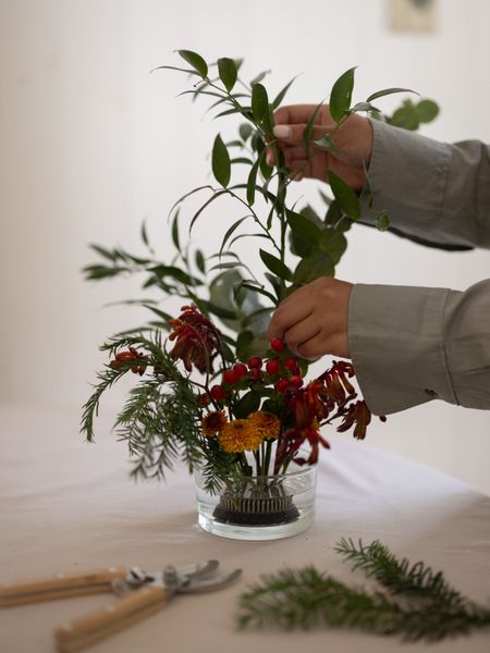 Pique-fleurs kenzan, métal et caoutchouc, Ø 6 cm