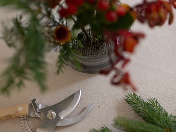 Pique-fleurs kenzan, métal et caoutchouc, Ø 6 cm