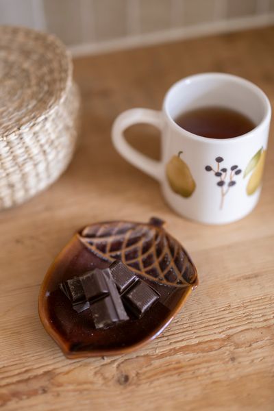 Mug, grès, poires, Ø9 cm Mug, grès, poires, Ø9 cm