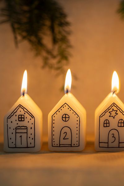 Adventskaarsen, huisjes, 6 cm, 4 stuks