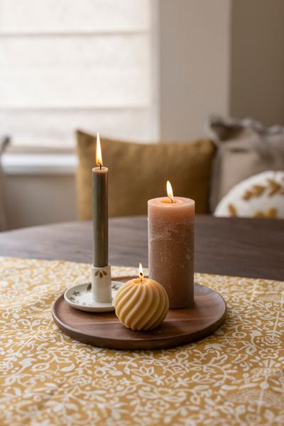 Kerze, Kugel mit Spirale, rustikal gelb, Ø8 cm