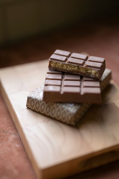Chocolate bar, milk and pistachio cream, 140 g
