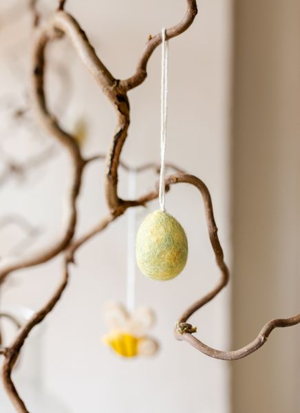 Suspension de Pâques, feutrine, œufs aux couleurs marbrées, lot de 4