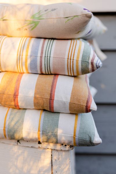 Stuhlkissen, Bio-Baumwolle, ockerfarbene Streifen, 40 x 40 cm