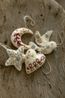 Hanger, vilt, witte ster met bloem, geborduurd