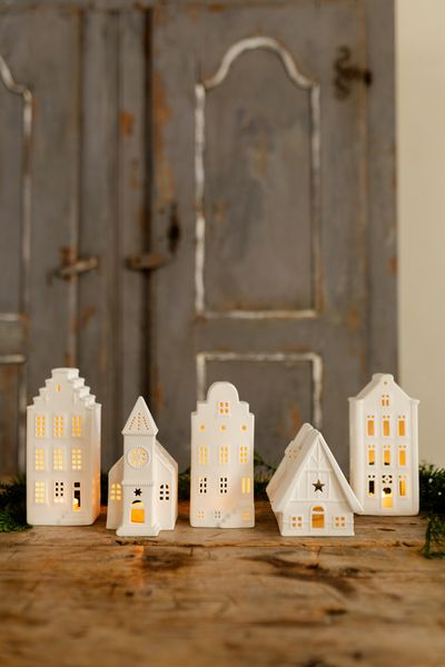 Waxinelichthouder, porselein, barn huisje, 13 cm
