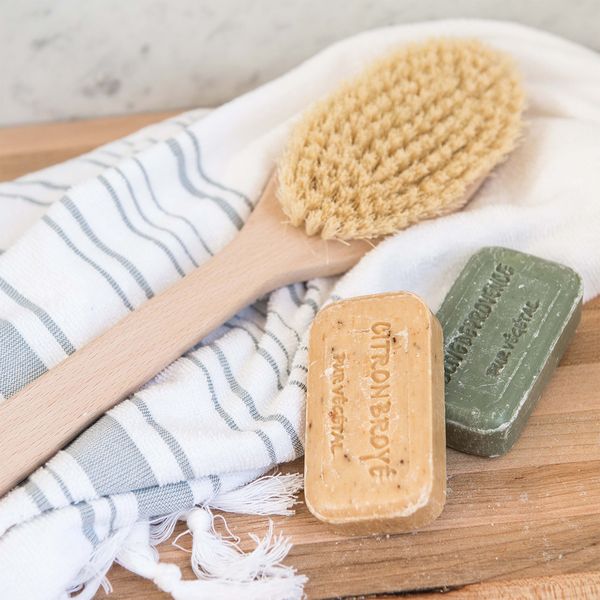Brosse pour le bain et le sauna à poils durs