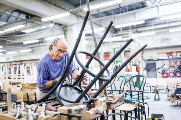 Chaise 763, hêtre, non traité