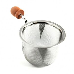 Tea strainer, stainless steel with wooden knob