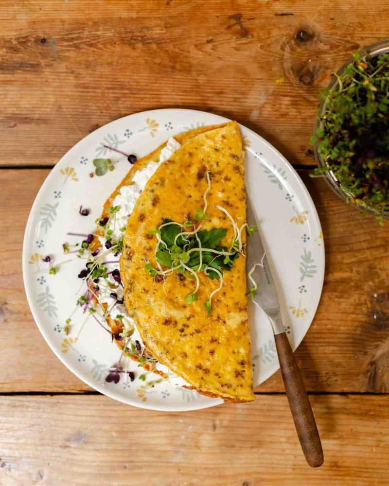 Omelet met hüttenkäse en vadouvan 