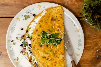 Omelett mit H&uuml;ttenk&auml;se und Vadouvan