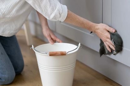 DIY: Ontkalk de badkamer en ontvet de keuken