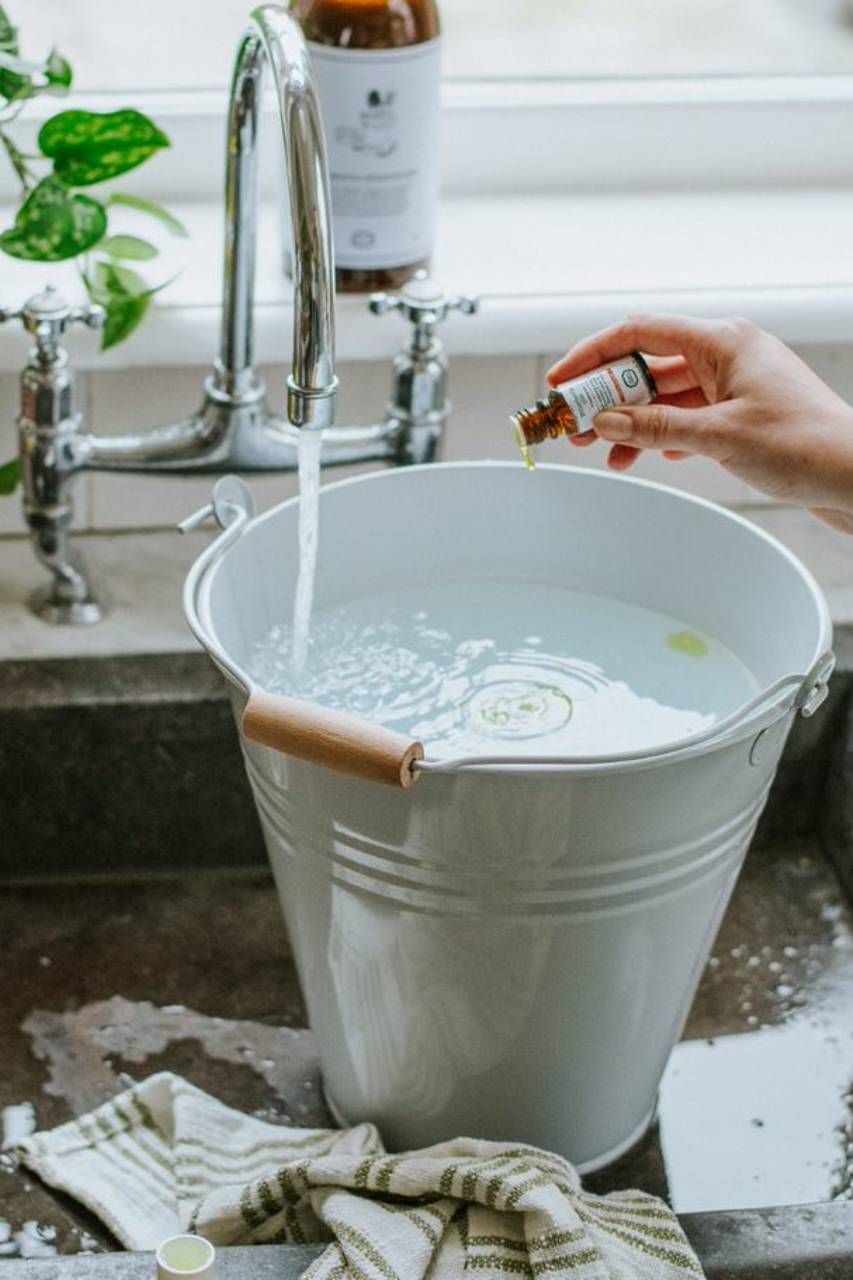 Etherisch olie voor de schoonmaak