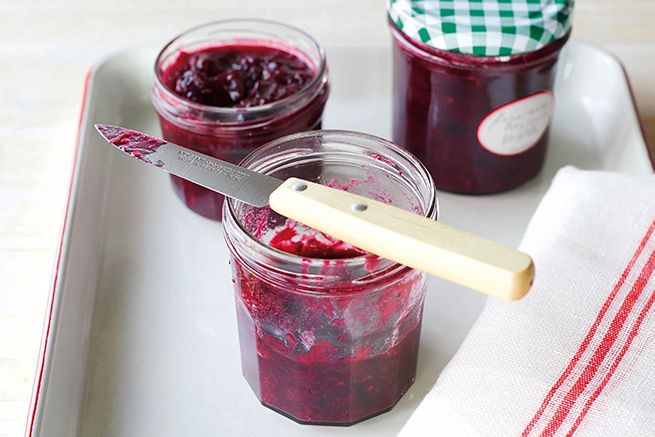 rabarber bosvruchten rabarber bosvruchten