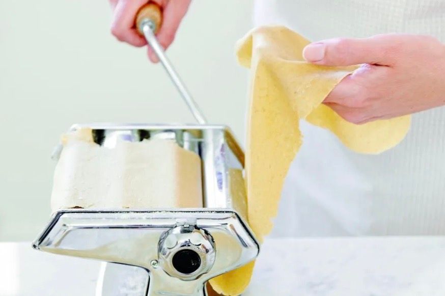 Faire ses pâtes fraîches maison : super facile avec notre machine à pâtes !